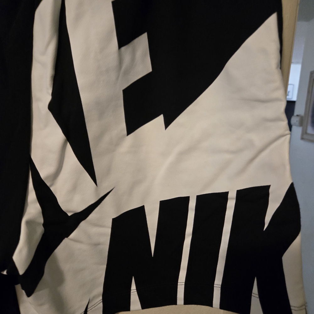 Nike Black & White Air Logo Men's Shorts - Picture 9 of 9